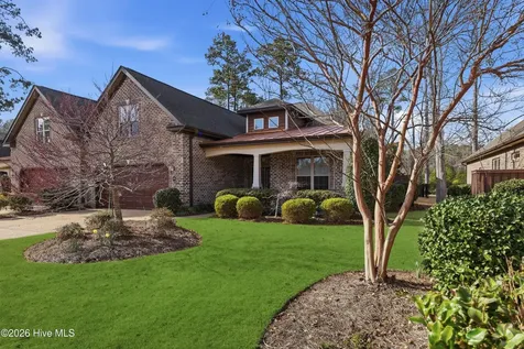 653 Jenoa Loop Castle Hayne NC 28429