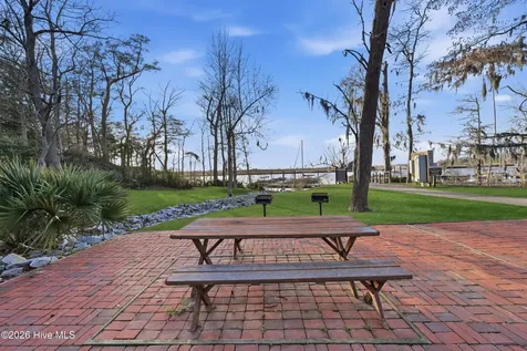 653 Jenoa Loop Castle Hayne NC 28429