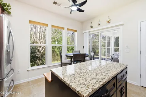 5242 Windward Way Southport NC 28461