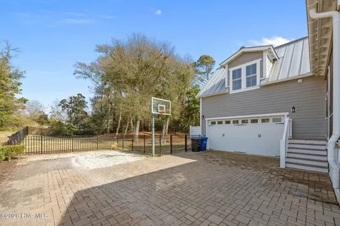 416 Sunrise Court Emerald Isle NC 28594