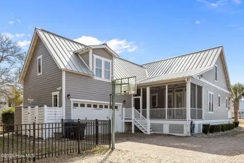 416 Sunrise Court Emerald Isle NC 28594