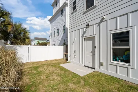 1604 Snapper Lane Carolina Beach NC 28428
