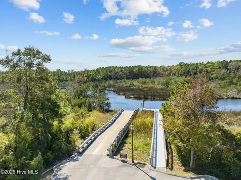 421 Summerhouse Drive Holly Ridge NC 28445