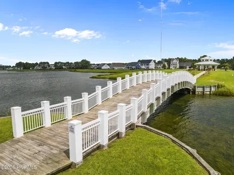 421 Summerhouse Drive Holly Ridge NC 28445