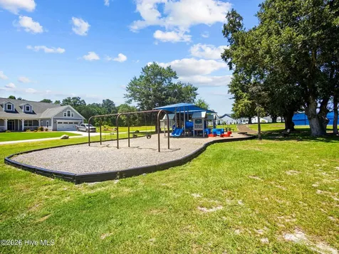 421 Summerhouse Drive Holly Ridge NC 28445