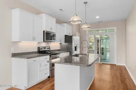 1103 Pirates Landing Drive Beaufort NC 28516