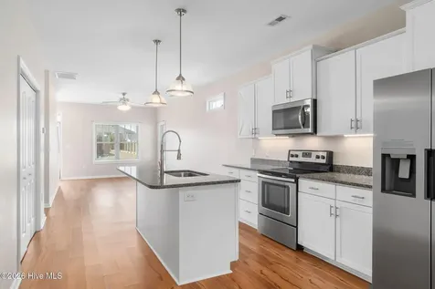 1103 Pirates Landing Drive Beaufort NC 28516