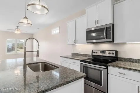 1103 Pirates Landing Drive Beaufort NC 28516