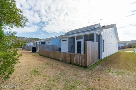1103 Pirates Landing Drive Beaufort NC 28516