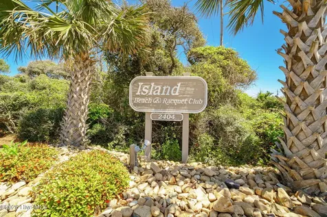 2308 W Fort Macon Road Atlantic Beach NC 28512