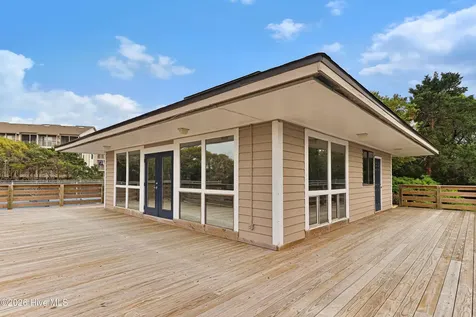2308 W Fort Macon Road Atlantic Beach NC 28512