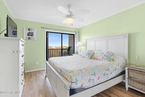 2308 W Fort Macon Road Atlantic Beach NC 28512