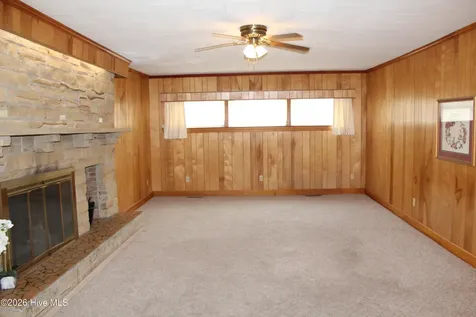 167 Lake Road Newport NC 28570