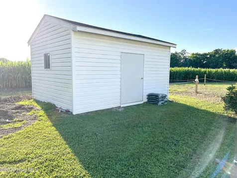 167 Lake Road Newport NC 28570