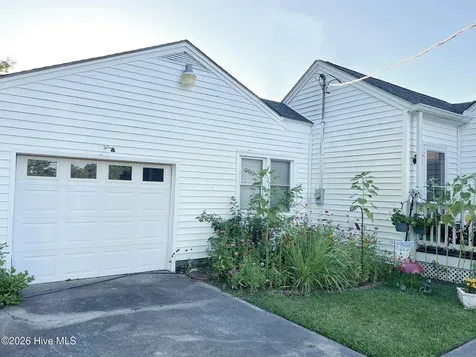 167 Lake Road Newport NC 28570