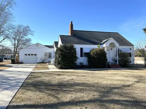 167 Lake Road Newport NC 28570