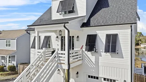 1027 Meridian Drive Sneads Ferry NC 28460
