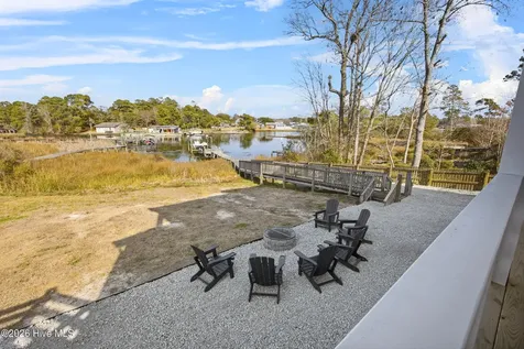 1027 Meridian Drive Sneads Ferry NC 28460