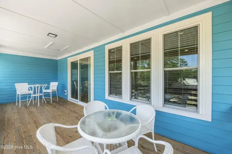 119 NE 27th Street Oak Island NC 28465