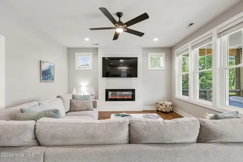 119 NE 27th Street Oak Island NC 28465