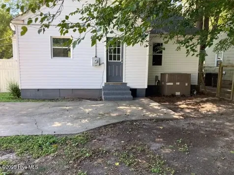 1205 W Williams Circle Elizabeth City NC 27909