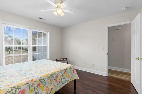 103 NE 5th Street Oak Island NC 28465