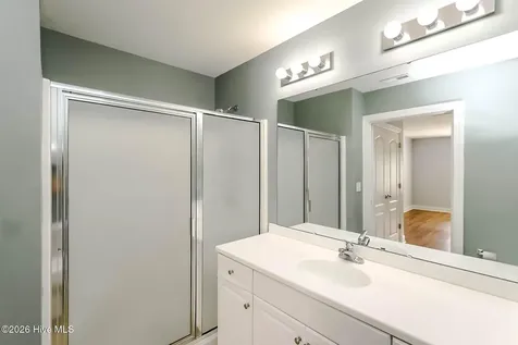 212 Diamond Cove Newport NC 28570