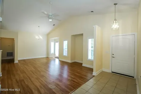 212 Diamond Cove Newport NC 28570