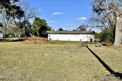 5271 Tobacco Road Orrum NC 28369
