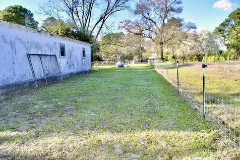5271 Tobacco Road Orrum NC 28369