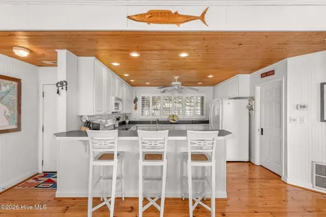 1528 Island Road Harkers Island NC 28531
