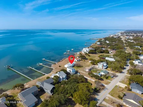 1528 Island Road Harkers Island NC 28531
