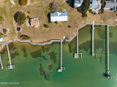 1528 Island Road Harkers Island NC 28531