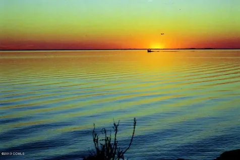1528 Island Road Harkers Island NC 28531