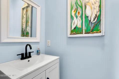 522 Sandy Point Drive Beaufort NC 28516