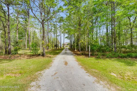 522 Sandy Point Drive Beaufort NC 28516