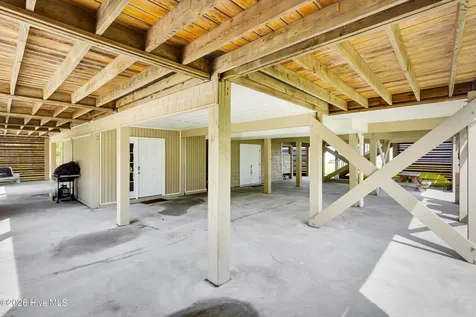522 Sandy Point Drive Beaufort NC 28516