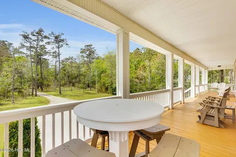 522 Sandy Point Drive Beaufort NC 28516