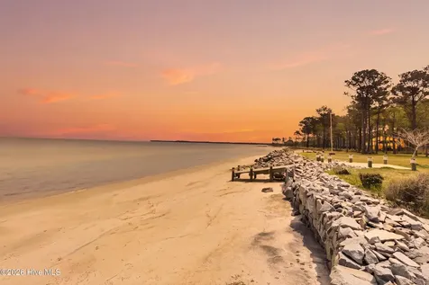 522 Sandy Point Drive Beaufort NC 28516