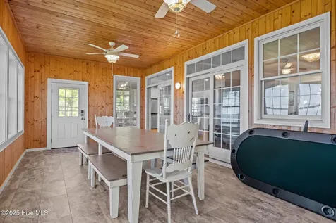 522 Sandy Point Drive Beaufort NC 28516