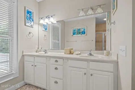 522 Sandy Point Drive Beaufort NC 28516