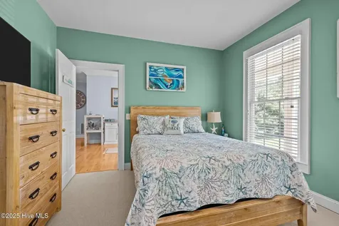 522 Sandy Point Drive Beaufort NC 28516