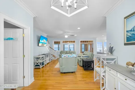 522 Sandy Point Drive Beaufort NC 28516