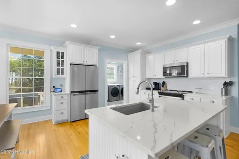 522 Sandy Point Drive Beaufort NC 28516