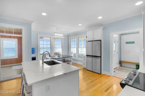 522 Sandy Point Drive Beaufort NC 28516