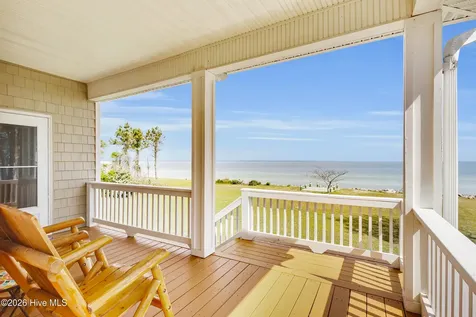 522 Sandy Point Drive Beaufort NC 28516