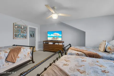522 Sandy Point Drive Beaufort NC 28516