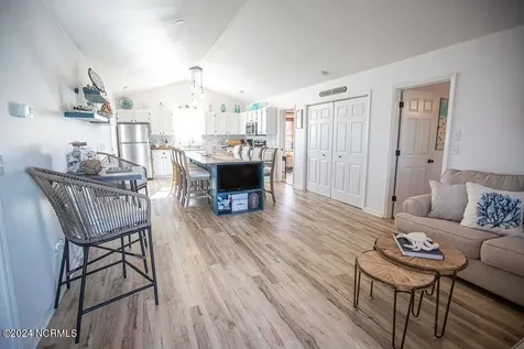 130 Crab Street Holden Beach NC 28462