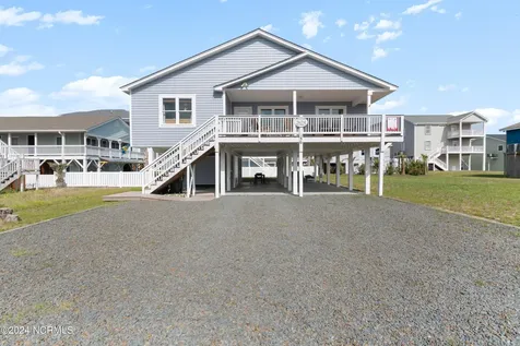 130 Crab Street Holden Beach NC 28462
