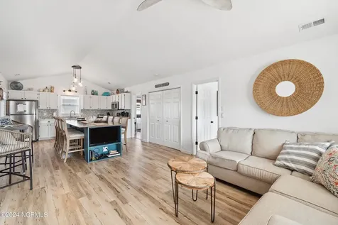 130 Crab Street Holden Beach NC 28462